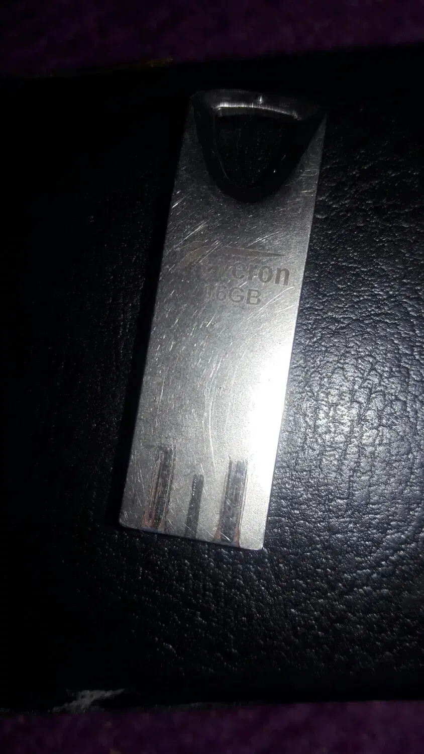 فلش32گیگ sp و۱۶گیگ اورون|قطعات و لوازم جانبی رایانه|مشهد, فاطمیه|دیوار