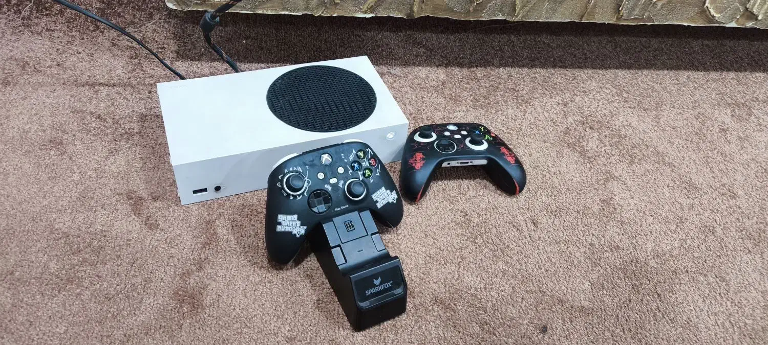 Xbox series s دو دسته|کنسول، بازی ویدئویی و آنلاین|دزفول, |دیوار