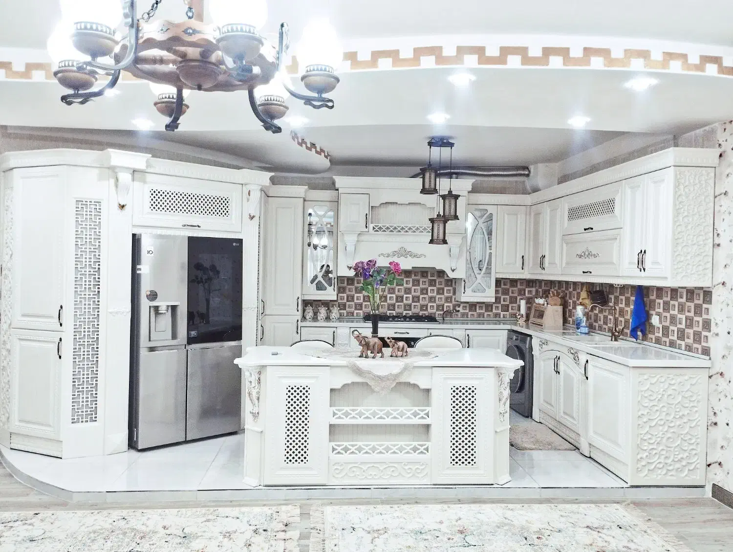 ۱۲۰متر /۳خواب/ قلب۸۰۰دستگاه|فروش آپارتمان|دورود, |دیوار