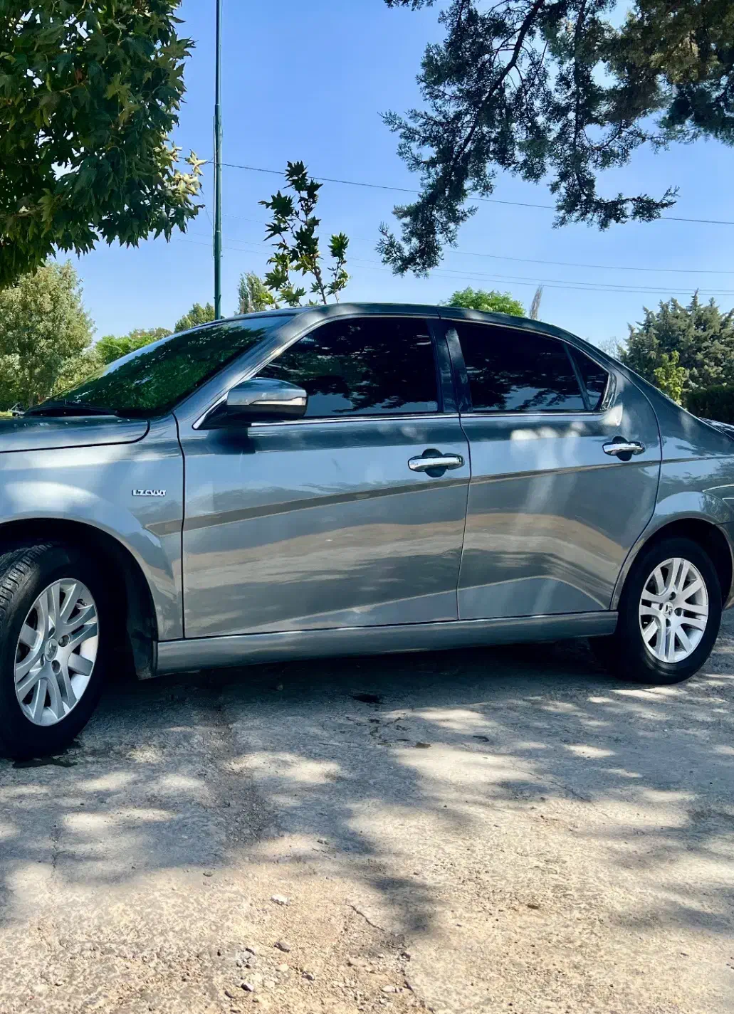 دنا پلاس فول ۹۶|خودرو سواری و وانت|بروجرد, |دیوار