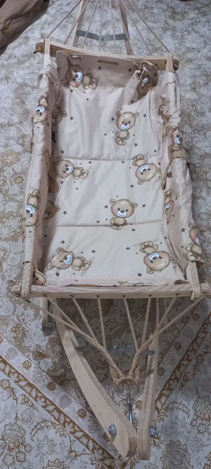 گهواره تاشو|اسباب و اثاث بچه|کهریزک, |دیوار