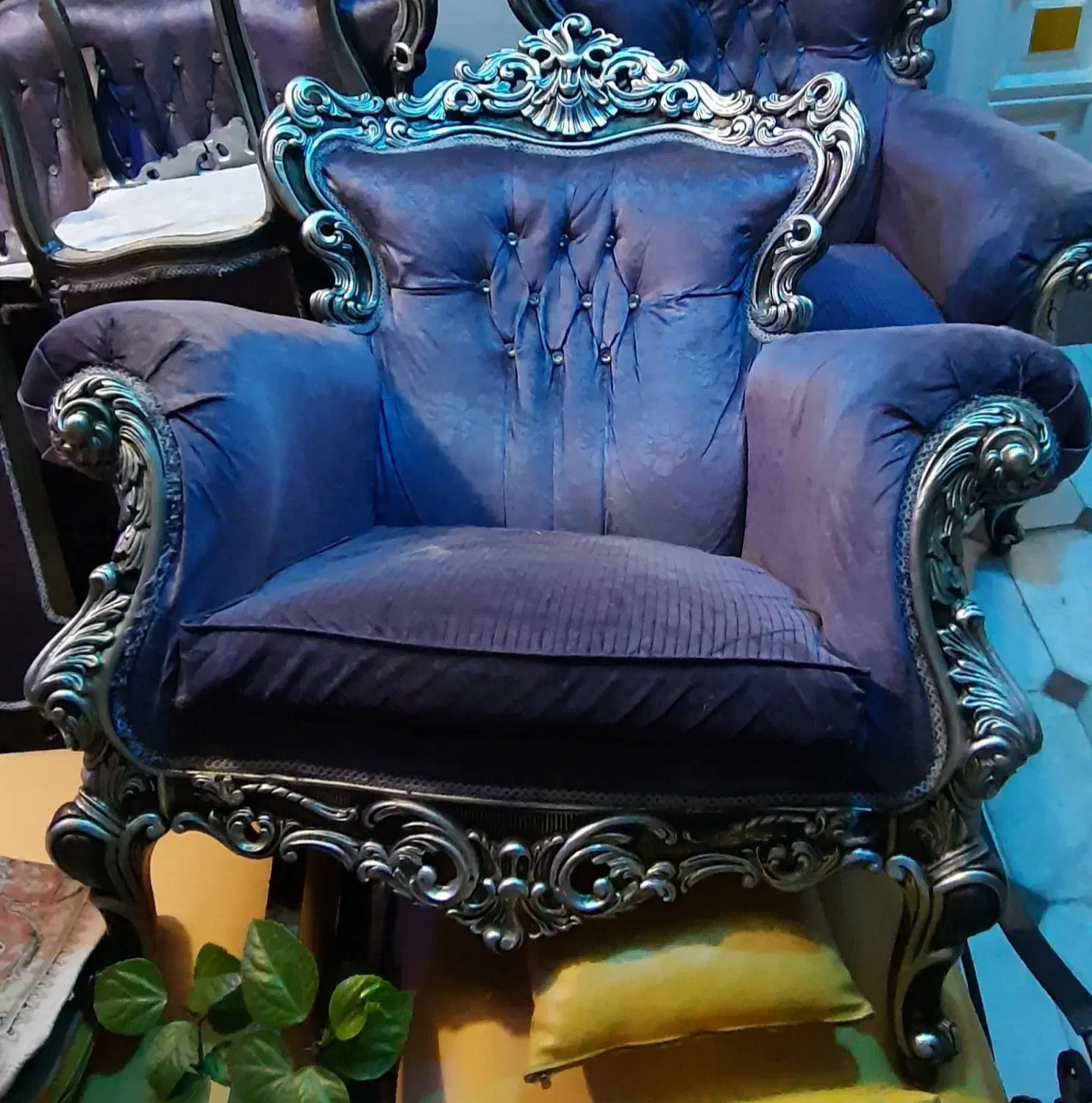 مبل سلطنتی|مبلمان خانگی و میز عسلی|قائم‌شهر, |دیوار