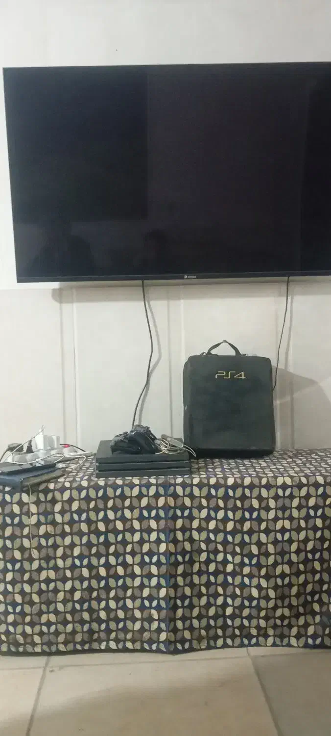 ps4 پرو و تلویزیون 55|کنسول، بازی ویدئویی و آنلاین|گنبد کاووس, |دیوار