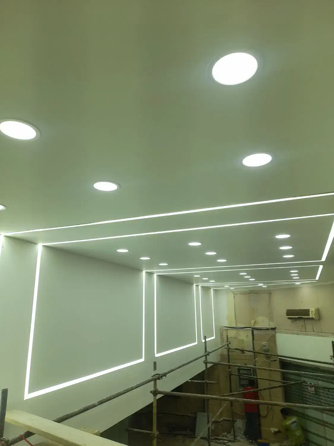 برقکاری و نصاب کولر و انتن و براکت تلویزیون و|خدمات پیشه و مهارت|قزوین, |دیوار