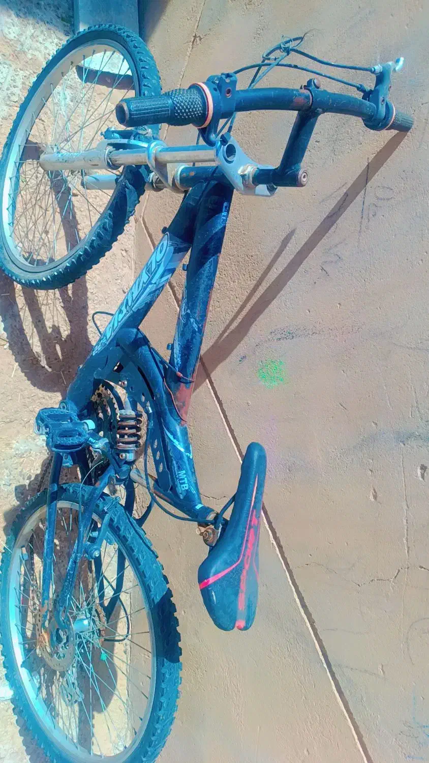 دوچرخه دست دوم|دوچرخه، اسکیت، اسکوتر|نی‌ریز, |دیوار