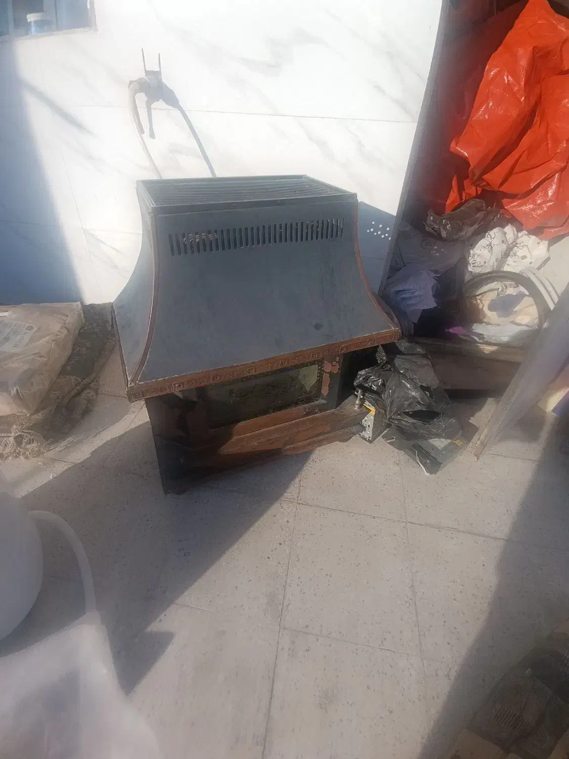 مقداری وسایل خانگی|اجاق گاز و لوازم برقی پخت‌وپز|شیراز, امام حسین|دیوار