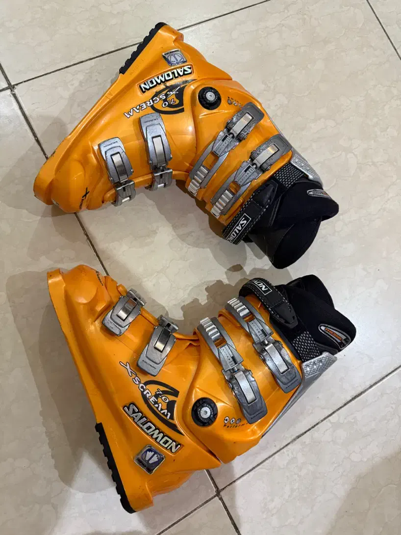 بوت اسکی آلپاین سالامون|ورزش‌های زمستانی|تهران, کوی بیمه|دیوار