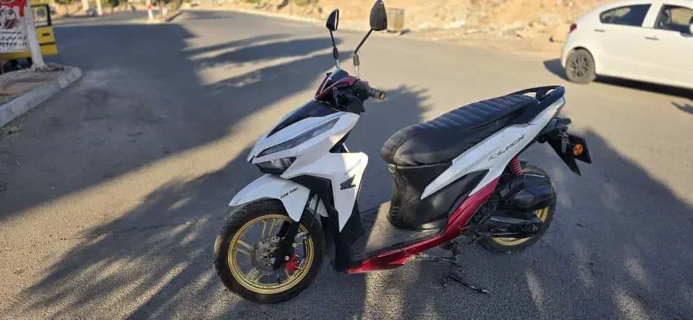 فروش موتور کلیک|موتورسیکلت|هشتگرد, فاز ۲ مهستان|دیوار