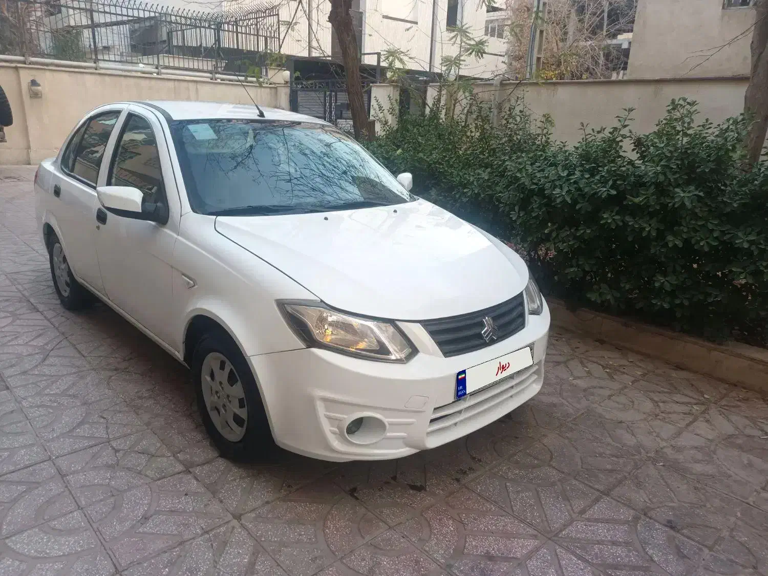 ساینا ۹۸ بی رنگ|خودرو سواری و وانت|کرج, آق تپه|دیوار