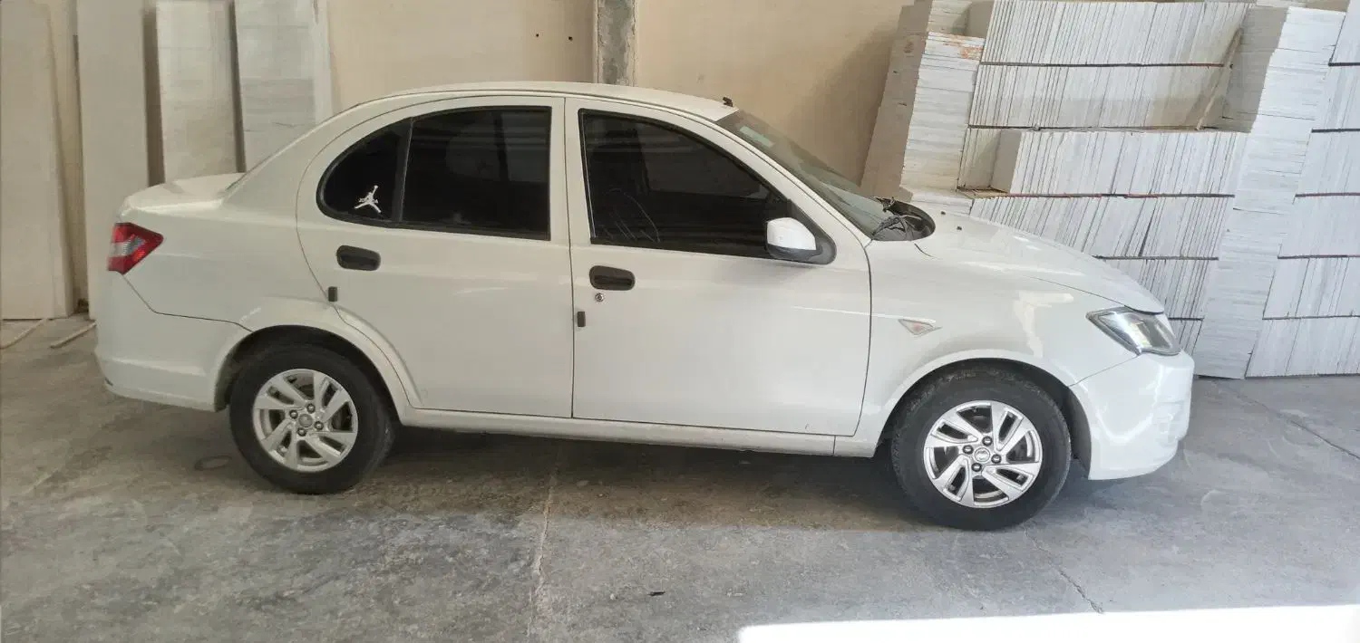 ساینا مدل ۹۷|خودرو سواری و وانت|دورود, |دیوار