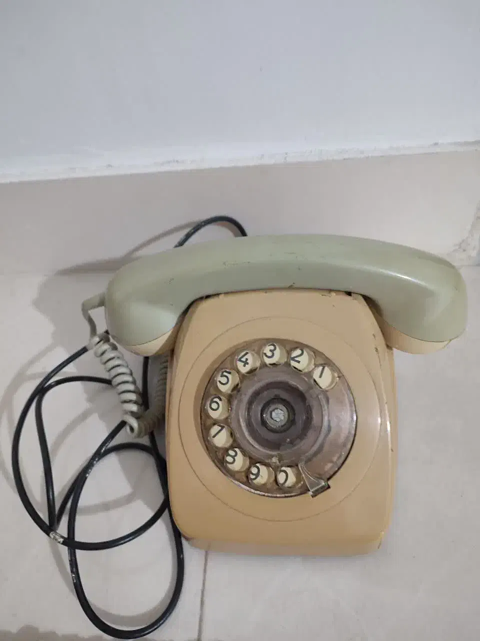 تلفن|میز تلفن|اراک, |دیوار