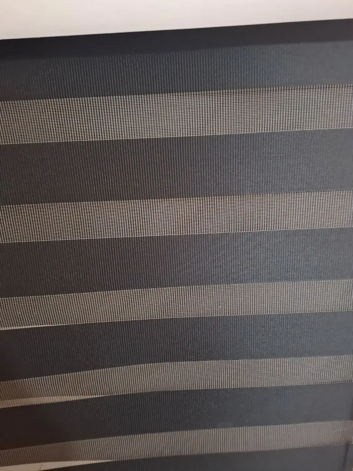 دوعدد پرده زبرا مشکی طوسی ۶ ماه استفاده شده|پرده، رانر، رومیزی|کرج, آق تپه|دیوار