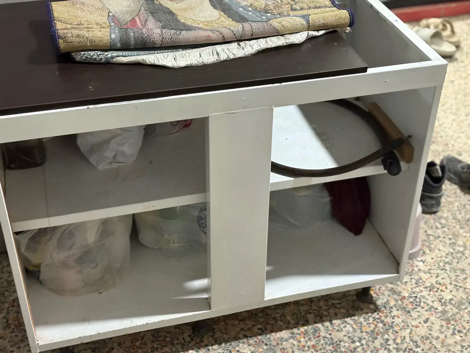 کابیت گارواریز دور آن دی اف|مصالح و تجهیزات ساختمان|بندرعباس, |دیوار