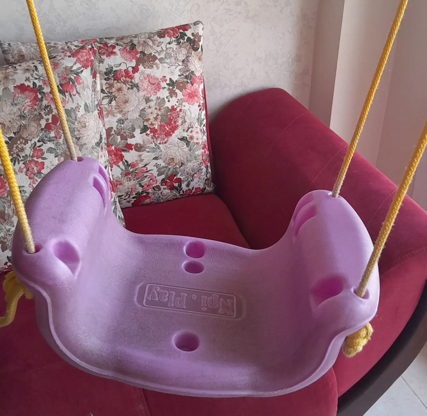 تاب|اسباب‌بازی بچه|شیراز, گلدشت معالی‌آباد|دیوار