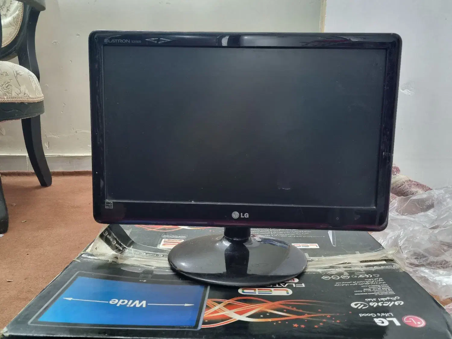 مانیتور ال جی|قطعات و لوازم جانبی رایانه|اراک, |دیوار