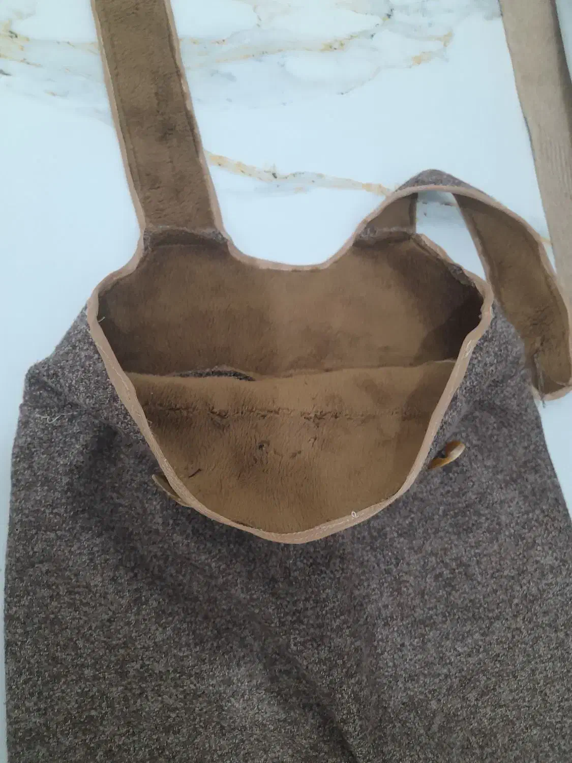 لباس های دخترانه وپسرانه|کفش و لباس بچه|نیشابور, چمبران|دیوار