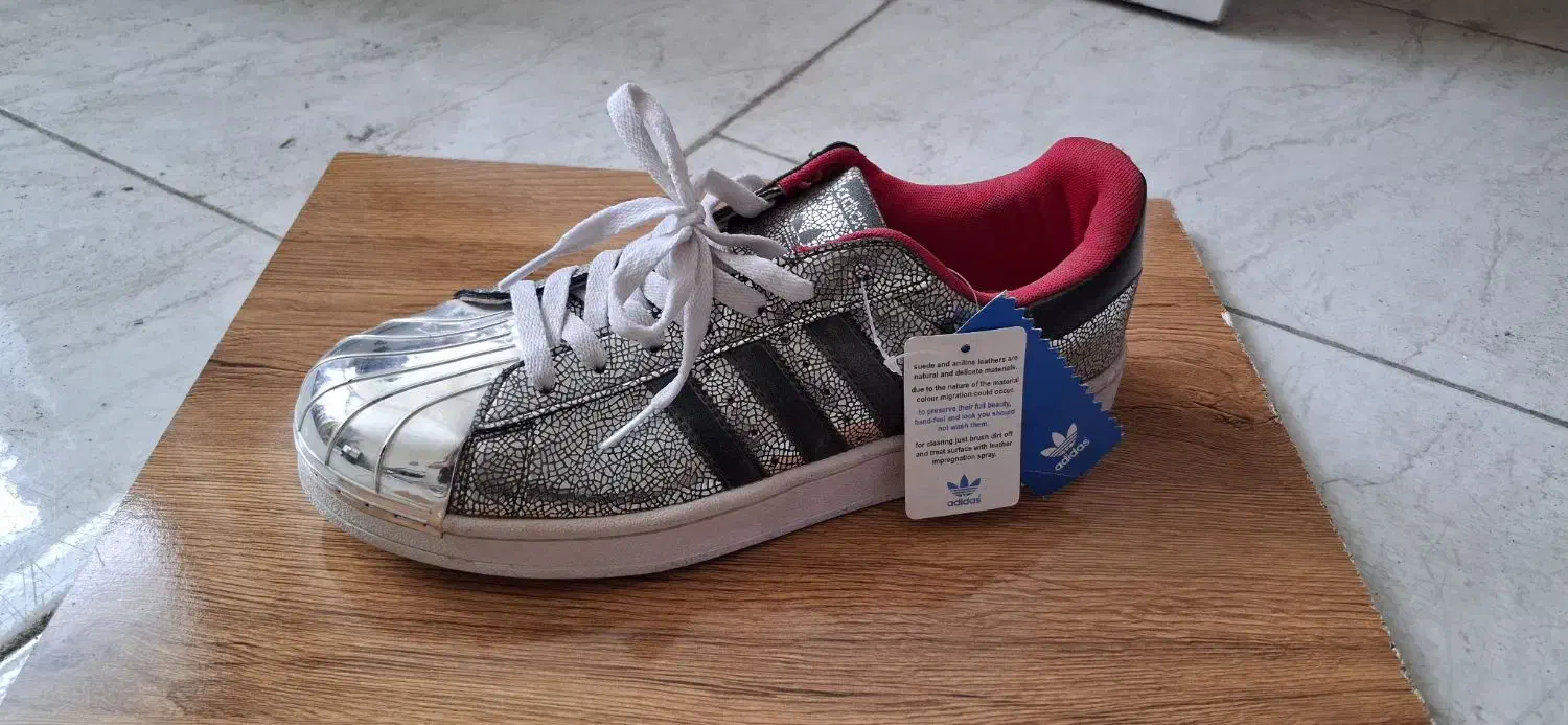 کفش آدیداس شیک نو|کیف، کفش، کمربند|گنبد کاووس, |دیوار