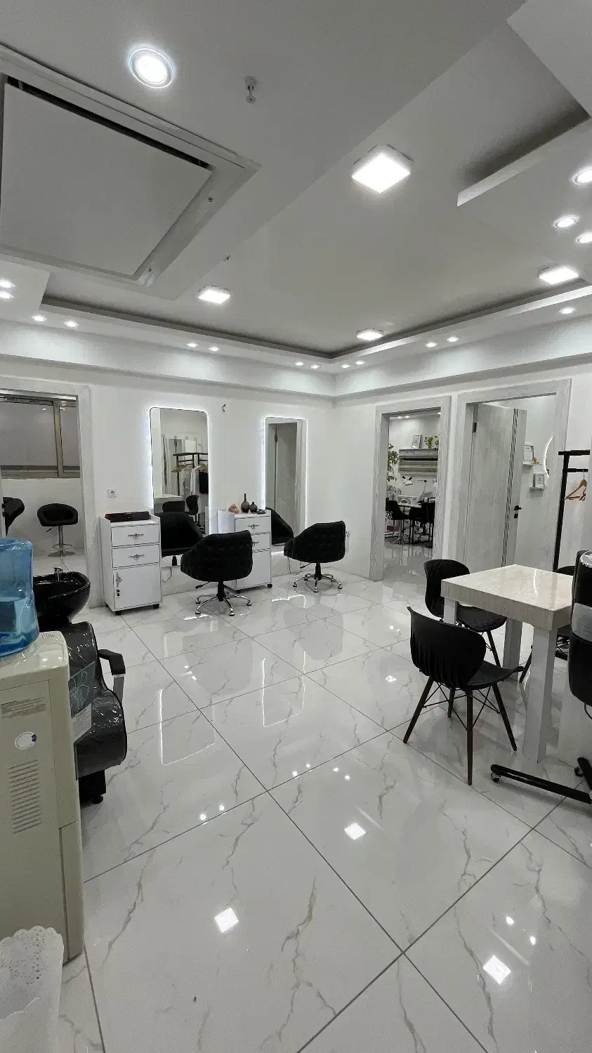 استخدام درلاین آرایشگری|استخدام درمانی، زیبایی، بهداشتی|نجفآباد, دانش|دیوار