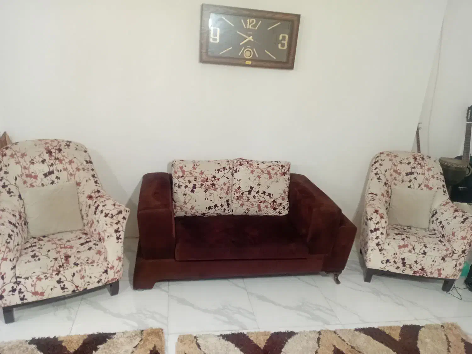 مبل هفت نفره به همراه میز وسط ۷ تومان|مبلمان خانگی و میز عسلی|ساری, |دیوار