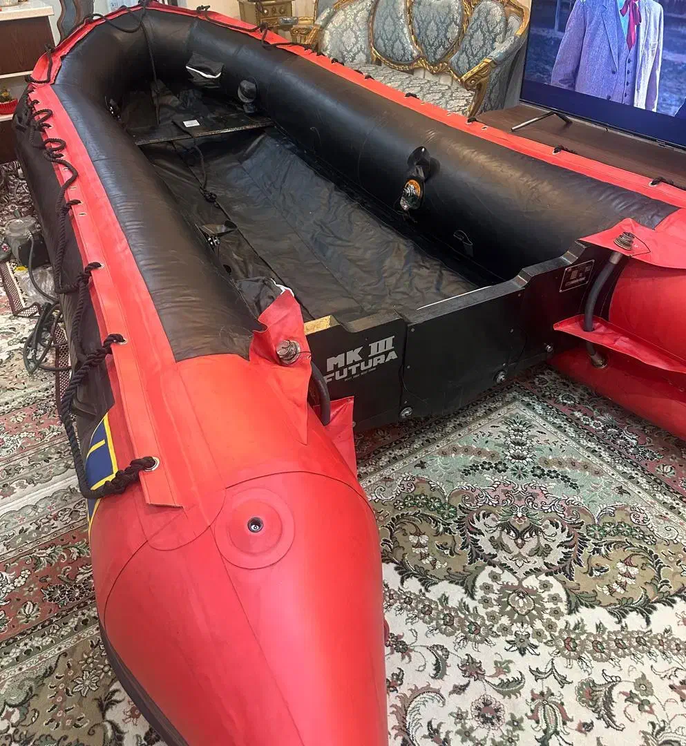 قایق اصل زودیاک ۱۰ نفره قدیمی|قایق و سایر وسایل نقلیه|تهران, کوثر|دیوار