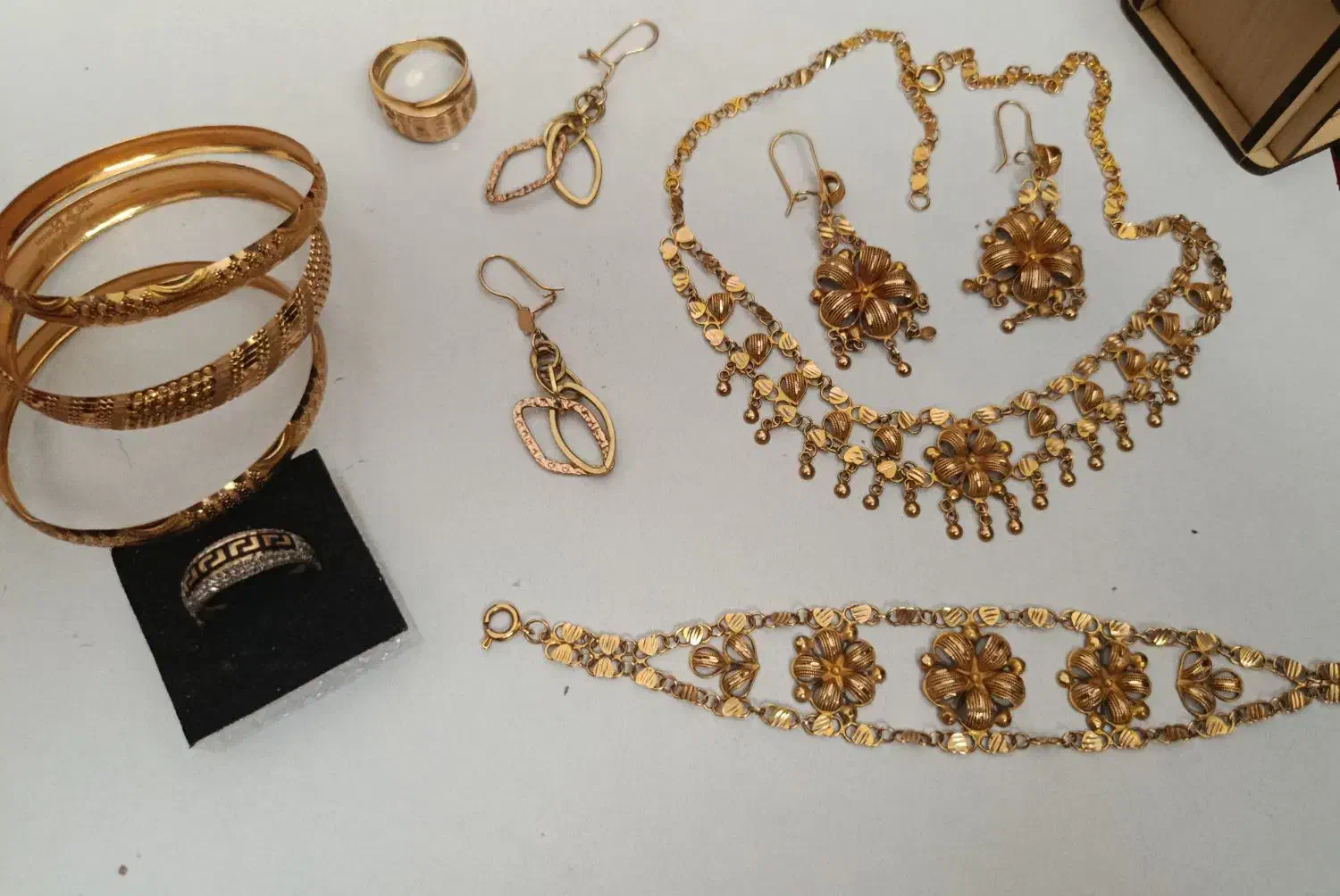 طلا درحد نو|جواهرات|گلبهار, شهر جدید گلبهار|دیوار