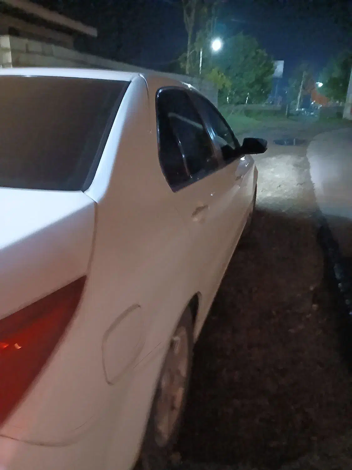 دنا مدل ۹۴|خودرو سواری و وانت|رشت, فرودگاه سردار جنگل رشت|دیوار