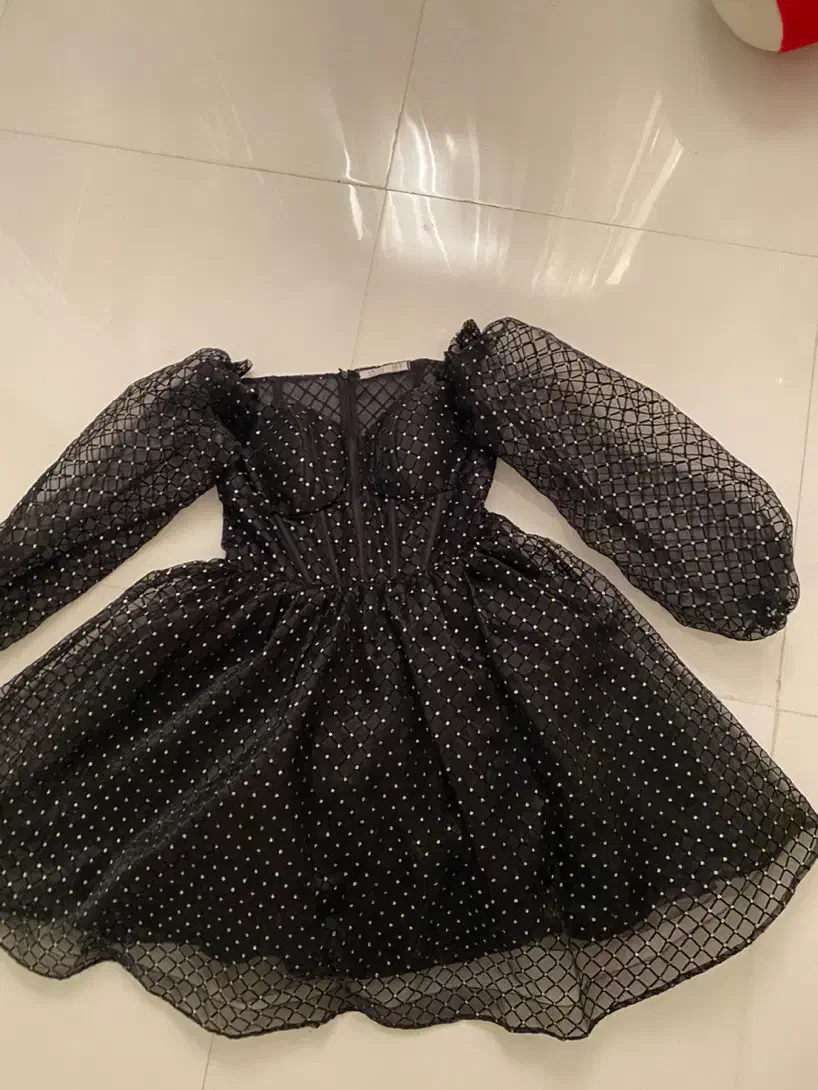 لباس عروسکی|لباس|بندرعباس, |دیوار