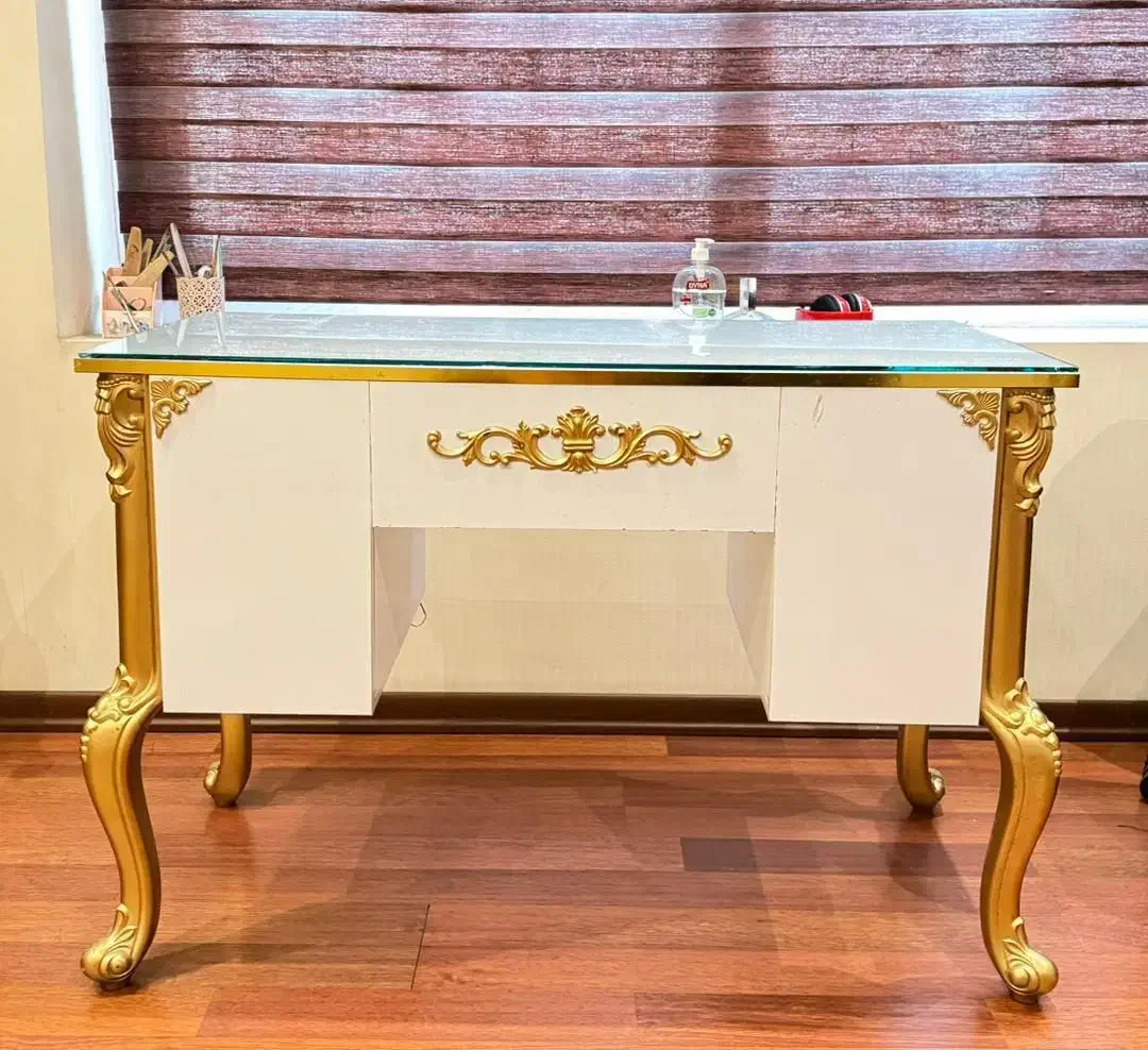 میز ، جای رژ لاک ، دستگاه سوهان برقی و یو وی ،لاک|آرایشی، بهداشتی، درمانی|مشهد, بهشت|دیوار