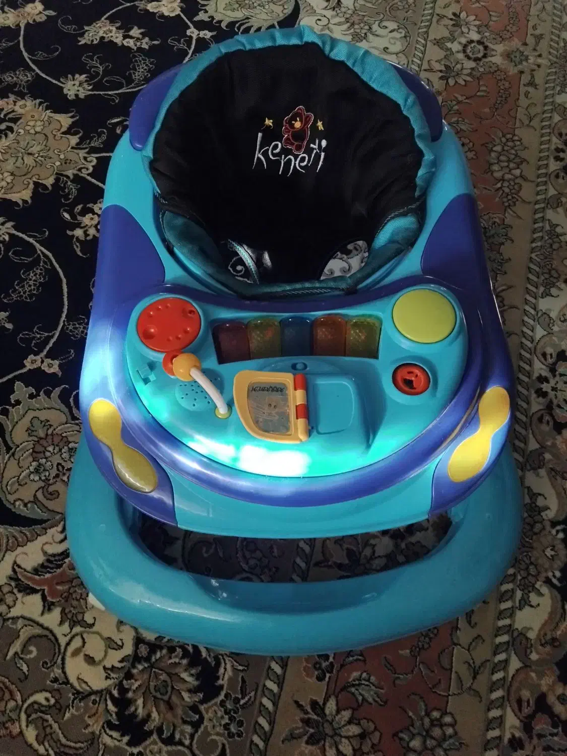 روروئک و کریر|اسباب و اثاث بچه|فردیس, داوری|دیوار