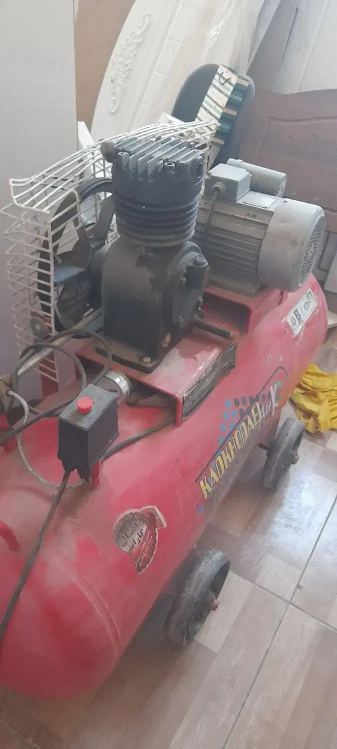 تعدادی ابزار نجاری کامل تقریبا برای شروع|ابزارآلات|فولادشهر, A6|دیوار