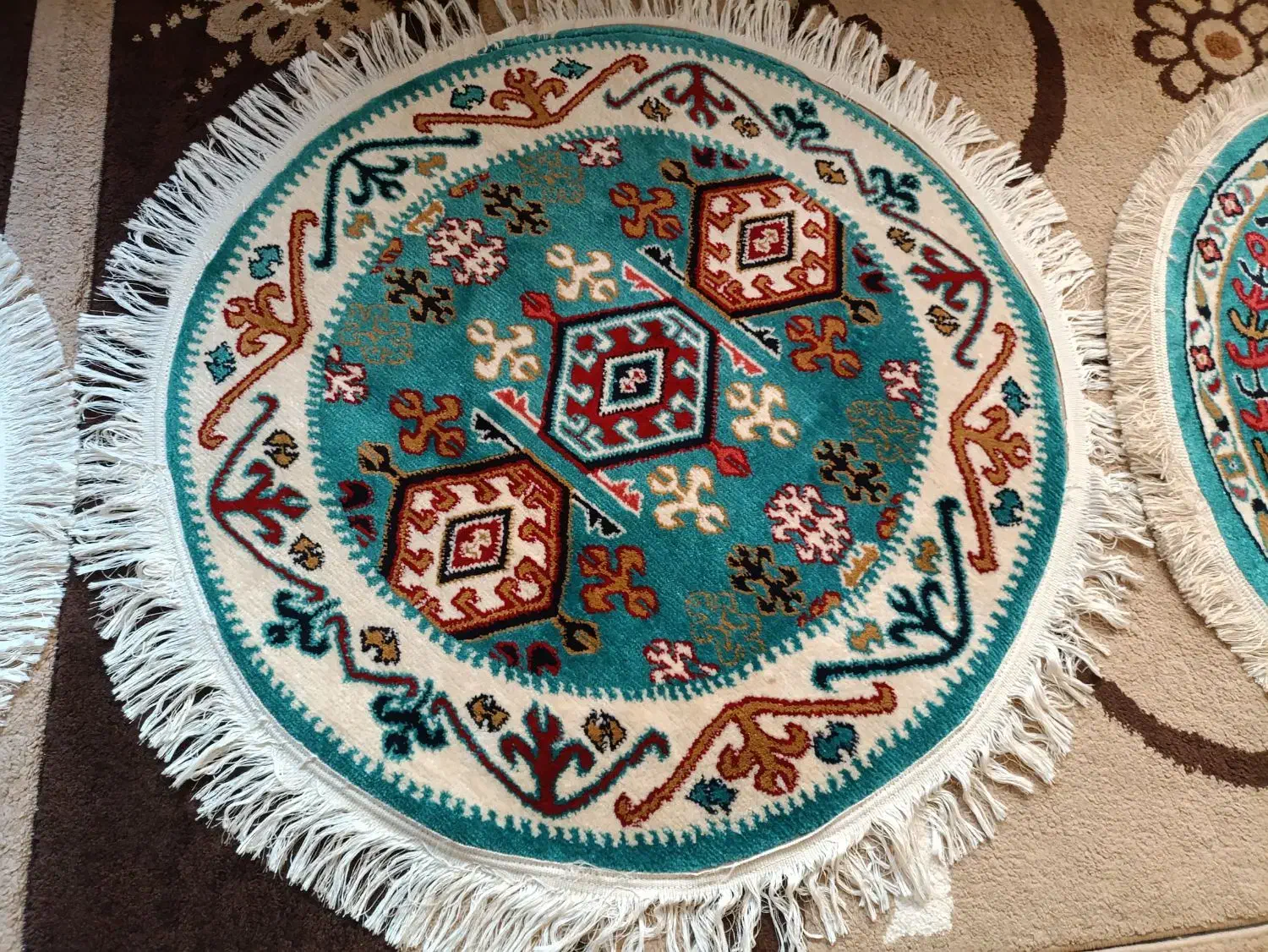 فرش گرد فانتزی|فرش|چهارباغ, |دیوار