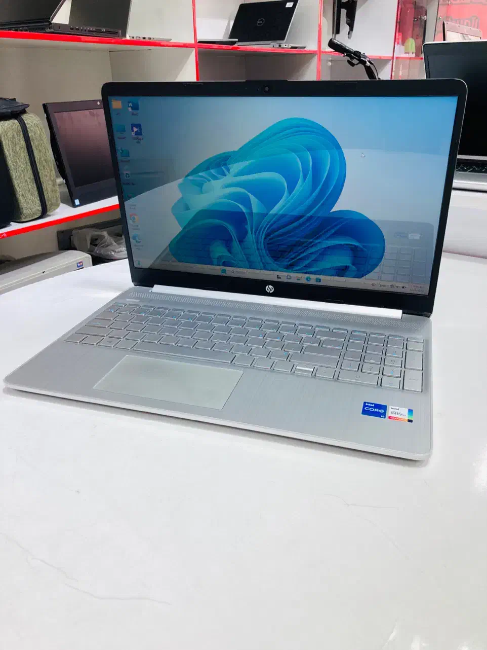 لپتاپ اچ پی Core i5 نسل 11 رم 16 گرافیک دار|رایانه همراه|شهرکرد, |دیوار