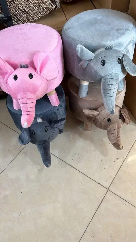 صندلی عروسکی بچگونه|تخت و صندلی بچه|سیرجان, |دیوار