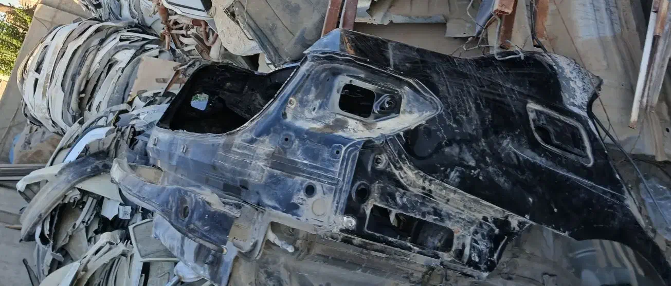 قسمت عقب بنز E350|قطعات یدکی و لوازم جانبی|تهران, شهید رجایی|دیوار