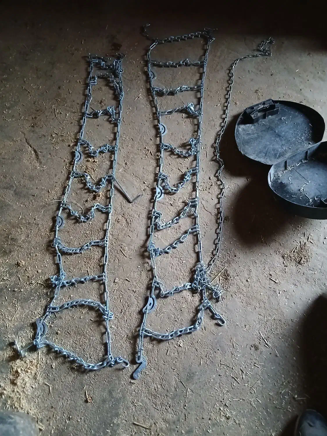 زنجیرچرخ|قطعات یدکی و لوازم جانبی|تربت جام, میان جام|دیوار