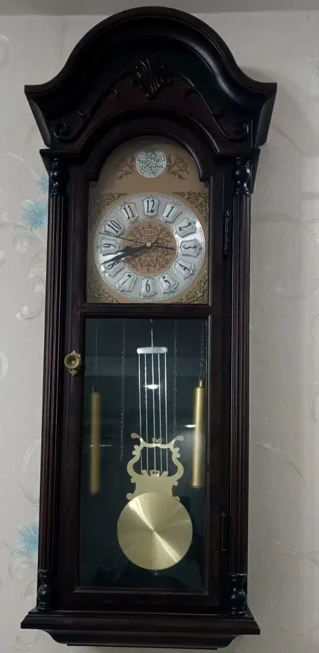 ساعت دیواری سالم سالم|ساعت دیواری و تزئینی|شیراز, میرزاکوچک خان|دیوار