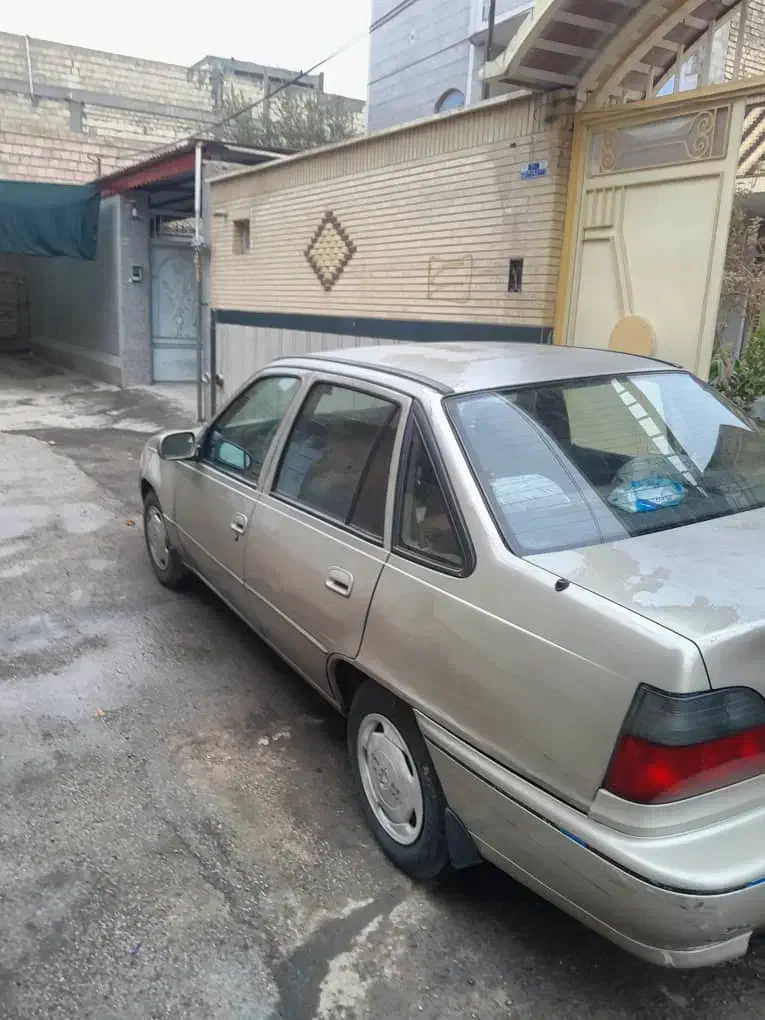 دوو سیلو|خودرو سواری و وانت|نجفآباد, قلعه سفید|دیوار