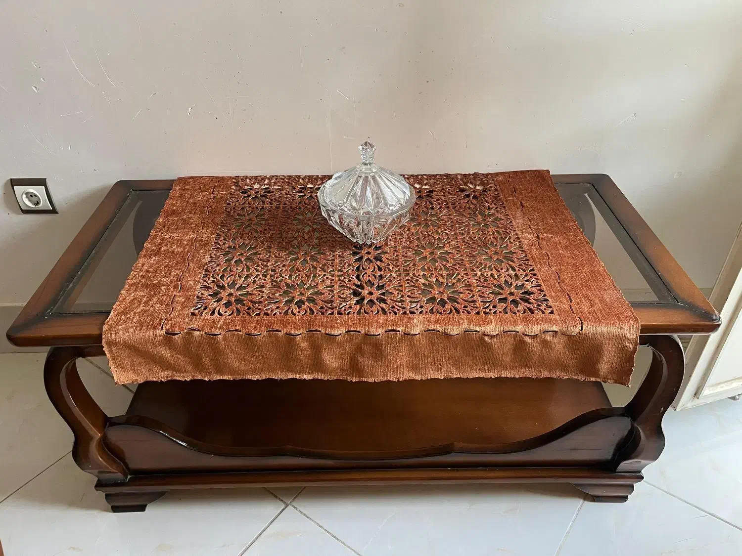 میز جلو مبلی و گل میز عسلی|مبلمان خانگی و میز عسلی|کازرون, |دیوار