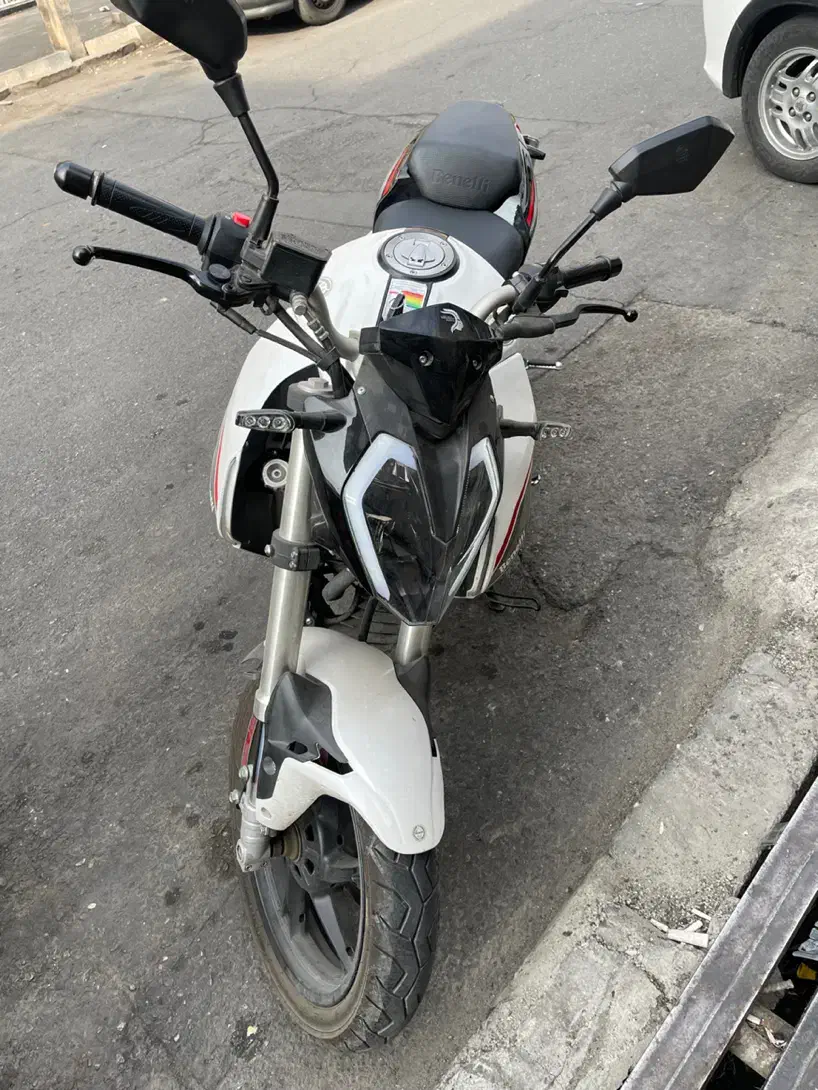 بنلی ۱۸۰s /کم کارکرد/بدون خط و خش و زمین خوردگی|موتورسیکلت|تهران, خلیج فارس|دیوار