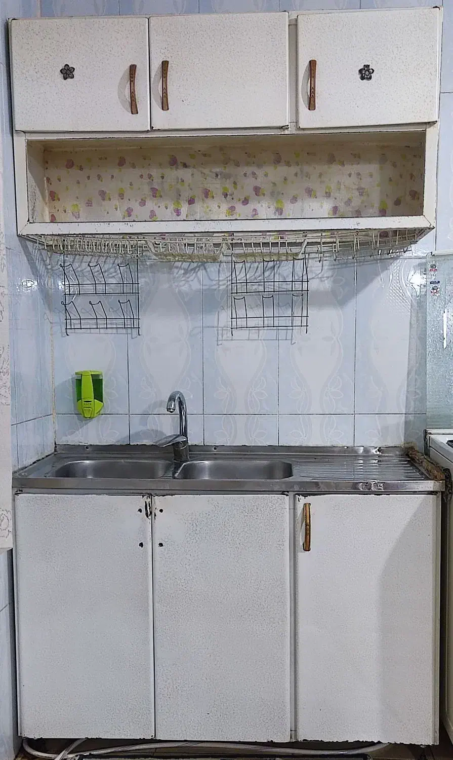 کابینت فلزی|مصالح و تجهیزات ساختمان|صحنه, |دیوار