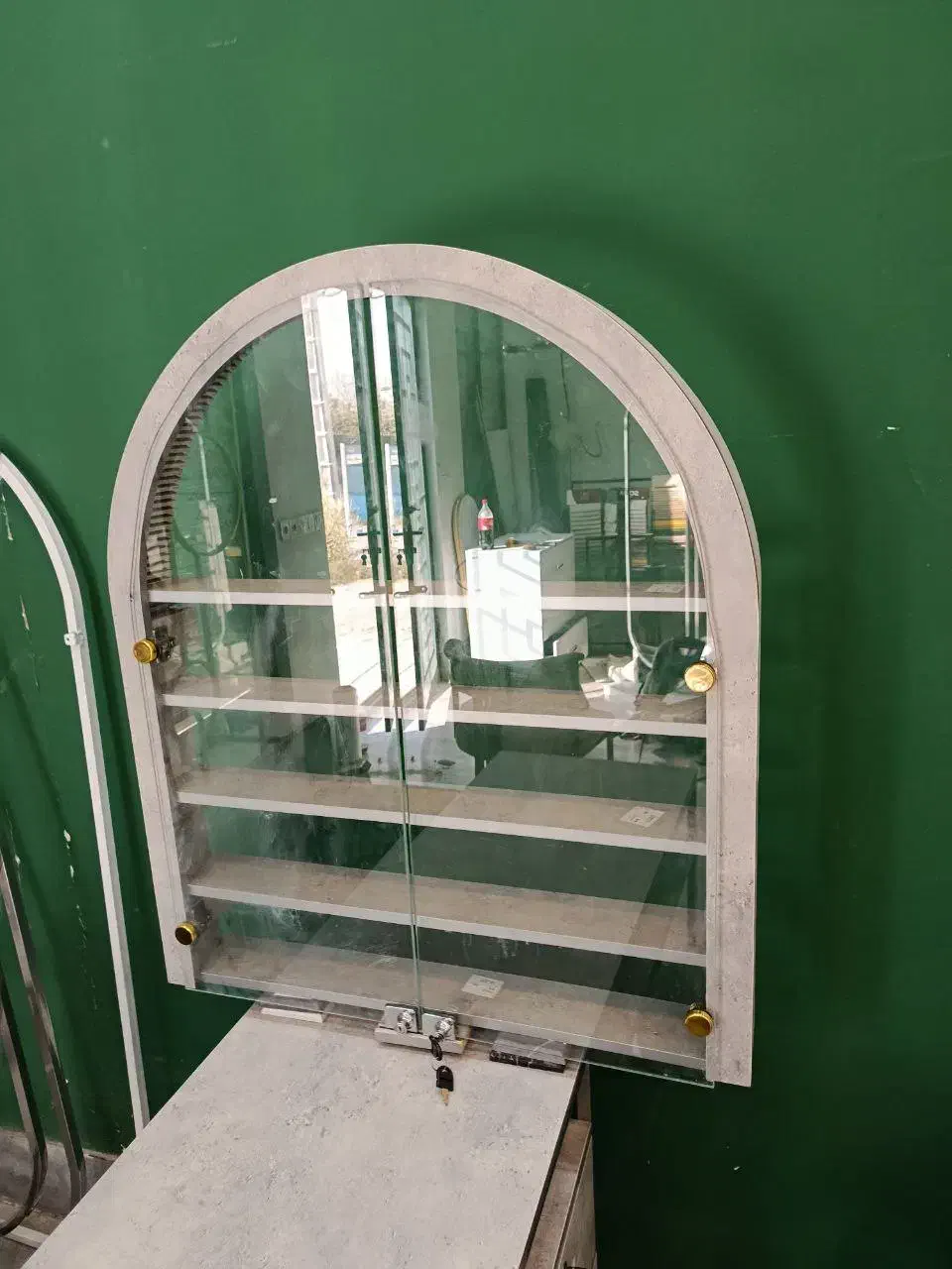 میز ناخن دلوسه / استندلاک جدید / صندلی استاد|آرایشگاه و سالنهای زیبایی|ملکآباد, |دیوار