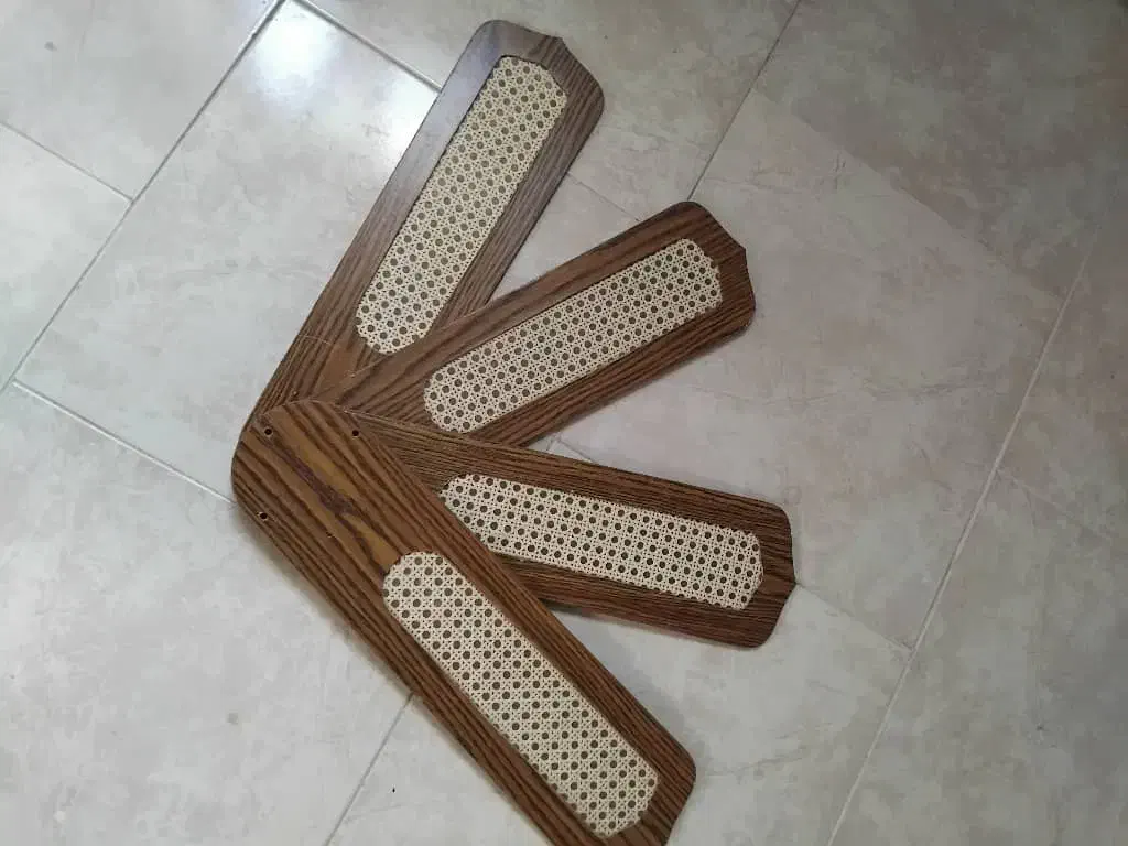 پنکه سقفی|پنکه و تصفیهکنندهٔ هوا|تهران, سید خندان (جلفا)|دیوار