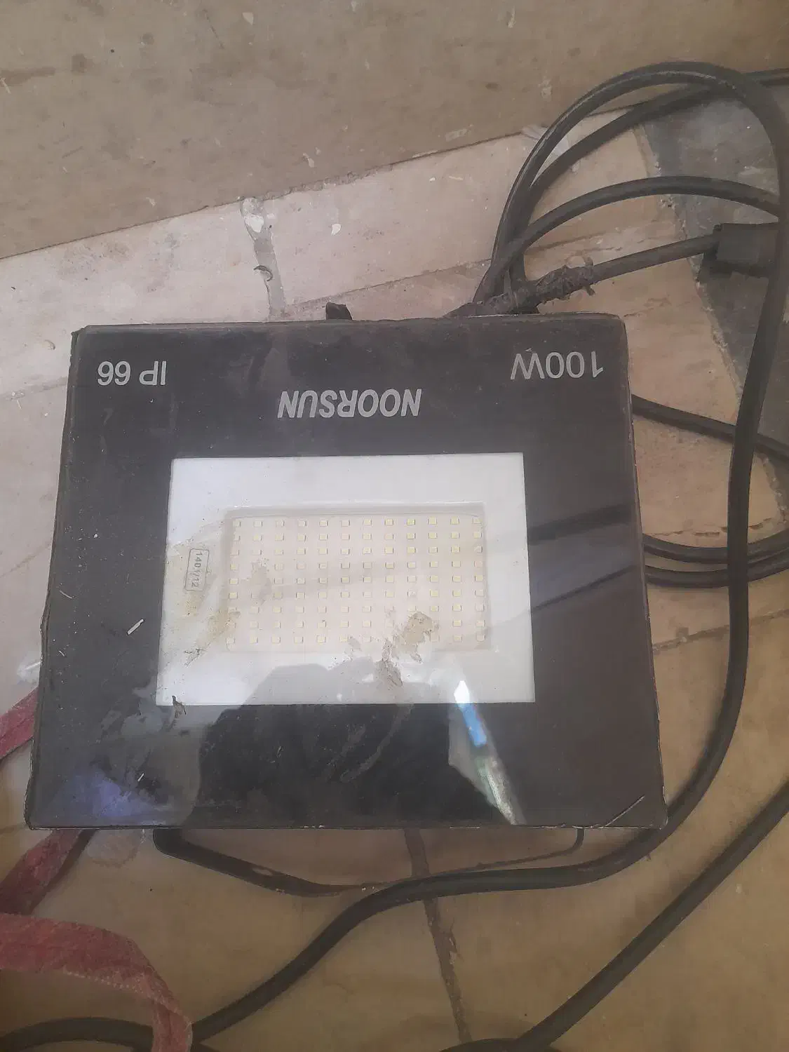 دوتا پرژکتور سالم نور بالا|تلویزیون و پروژکتور|خرمآباد, |دیوار