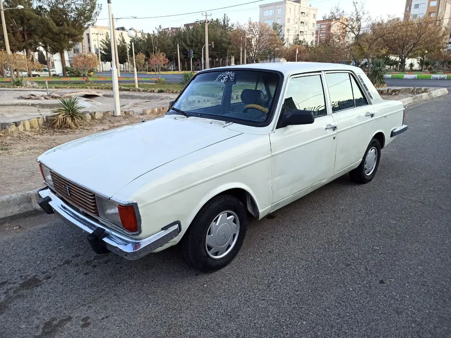 پیکان ۸۱ انژکتور|خودرو سواری و وانت|بیرجند, |دیوار