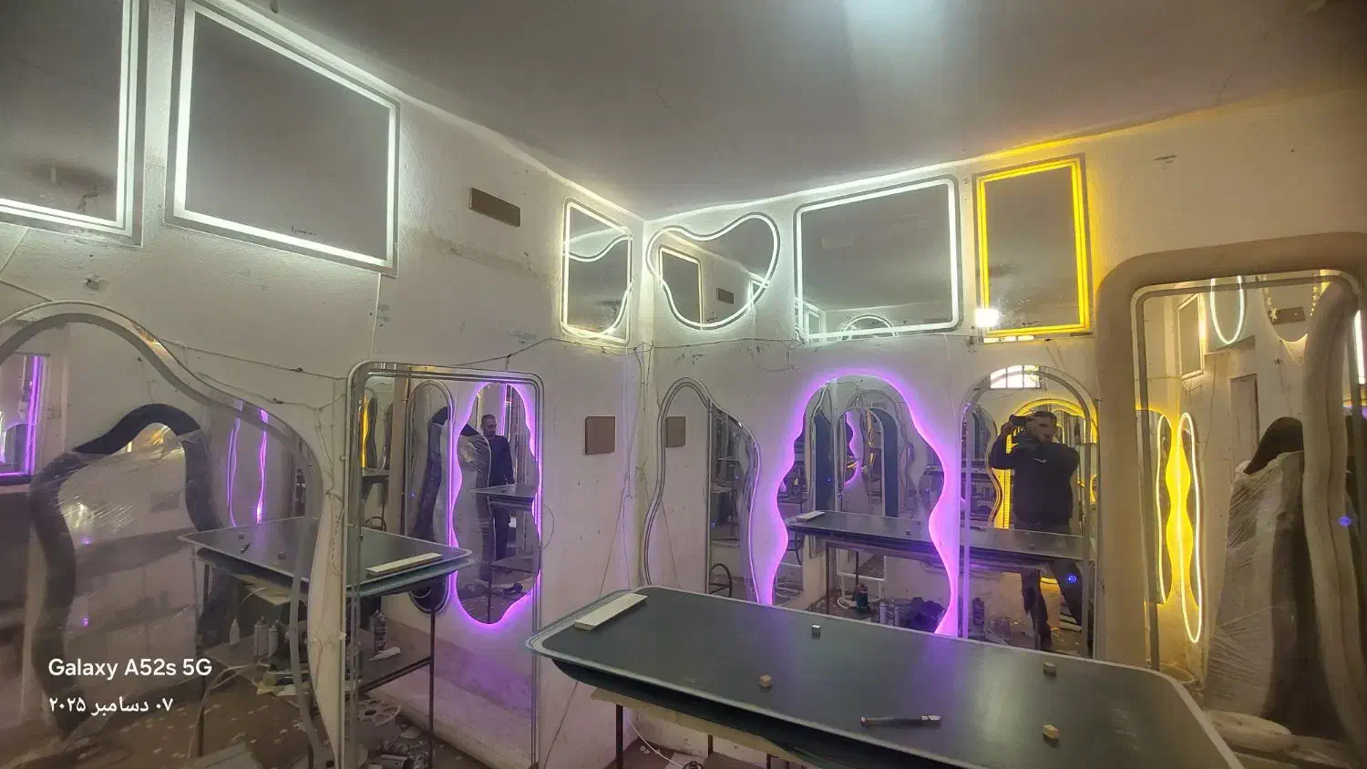 آینه قدی|آینه|فیروزآباد (فارس), |دیوار