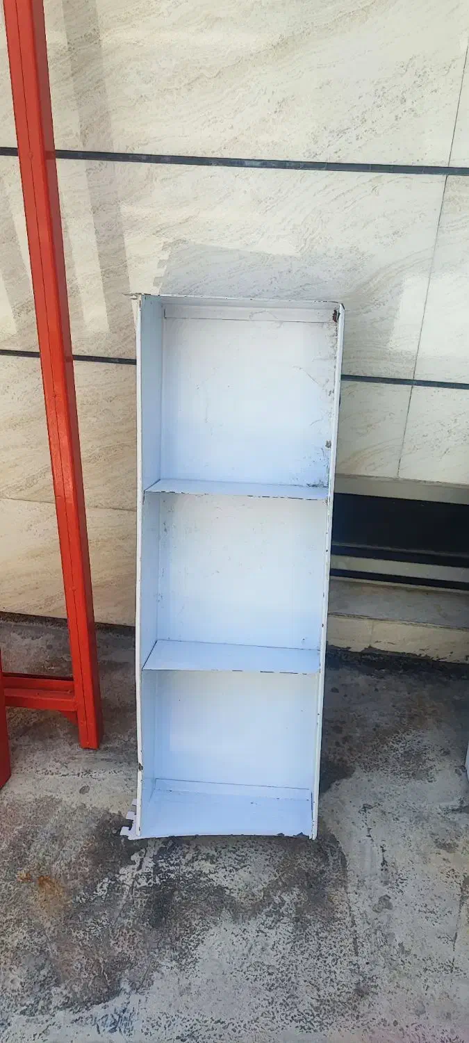 فروش پایه L و قفسه جاحبوباتی فلزی با 3 تانگهدارنده|فروشگاه و مغازه|هرسین, |دیوار