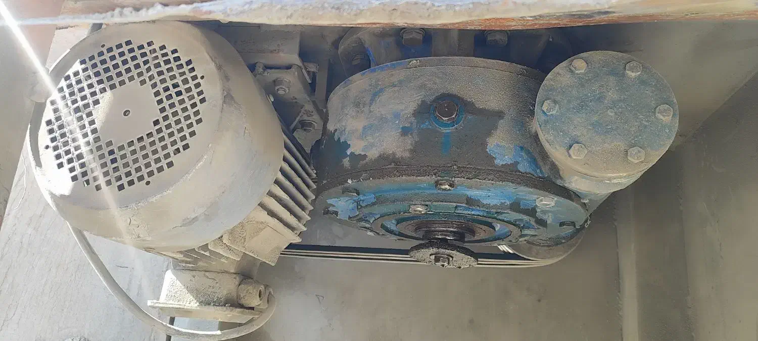 دیگ بلوک زنی ۳۰۰ کیلویی|ماشینآلات صنعتی|لردگان, |دیوار