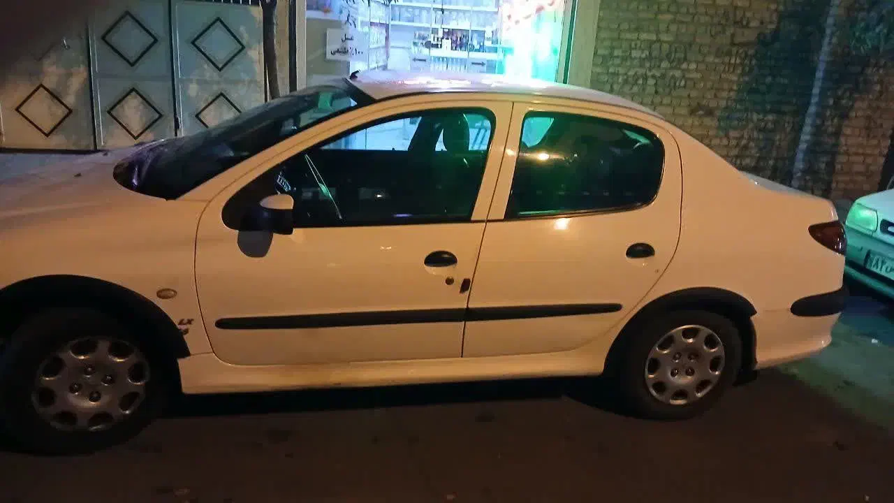 ماشین 206sd|خودرو سواری و وانت|قم, انسجام|دیوار