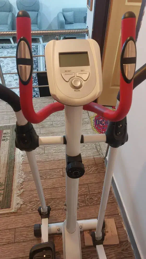 اسکی فضایی (دوچرخه ثابت)|تجهیزات ورزشی|دوگنبدان, |دیوار