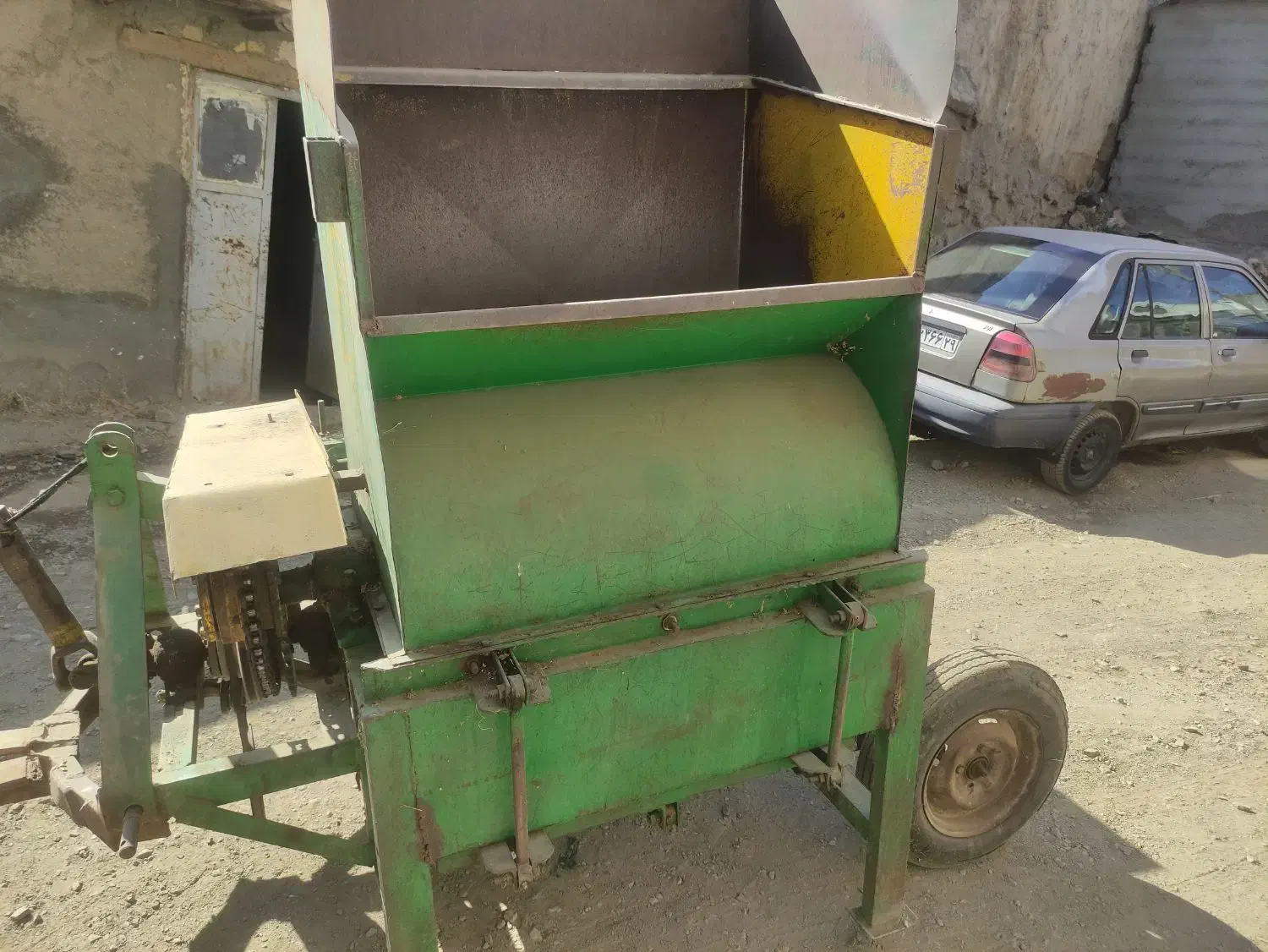 خرمنکوب بادی|ماشین‌آلات صنعتی|موچش, |دیوار